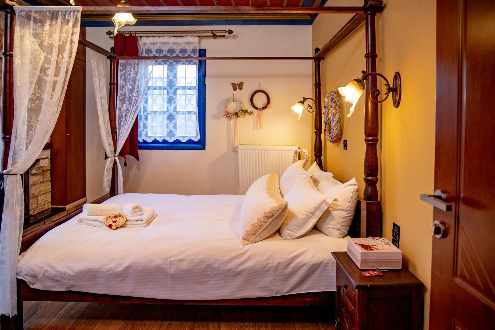 Arktouros Hotel Monodendri Esterno foto