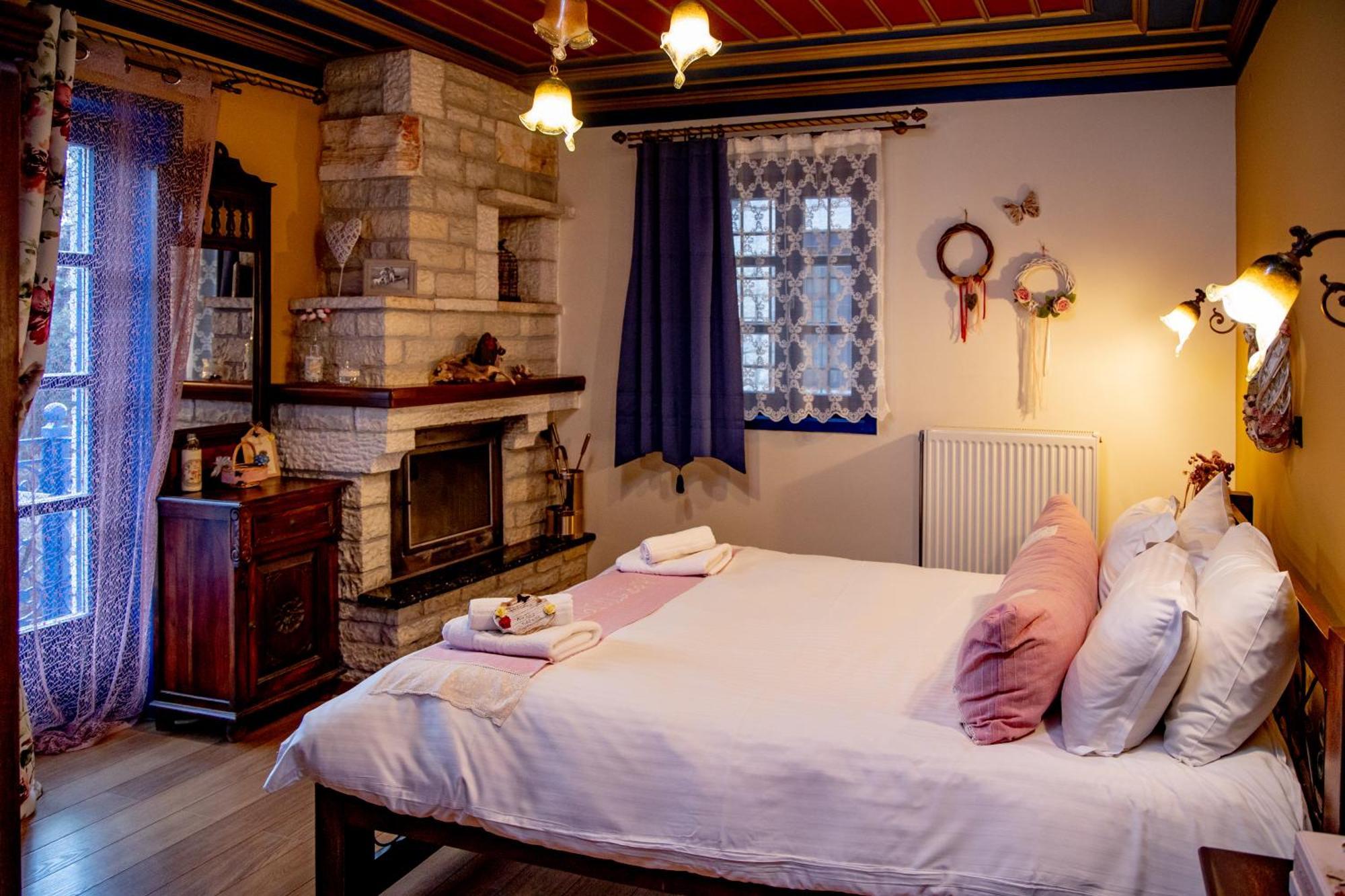 Arktouros Hotel Monodendri Esterno foto