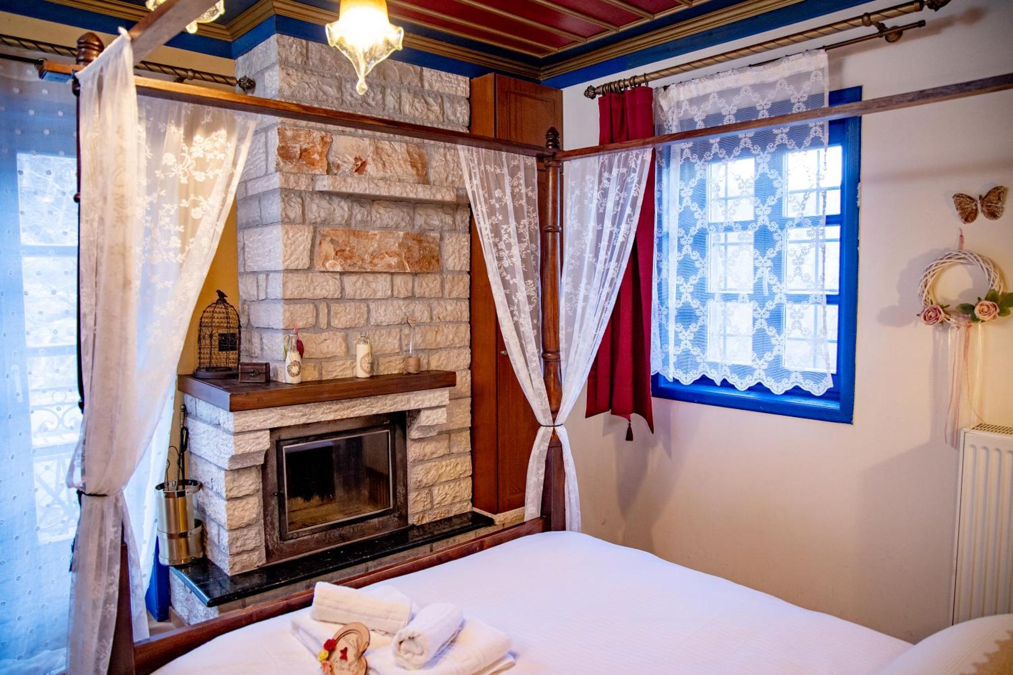 Arktouros Hotel Monodendri Esterno foto