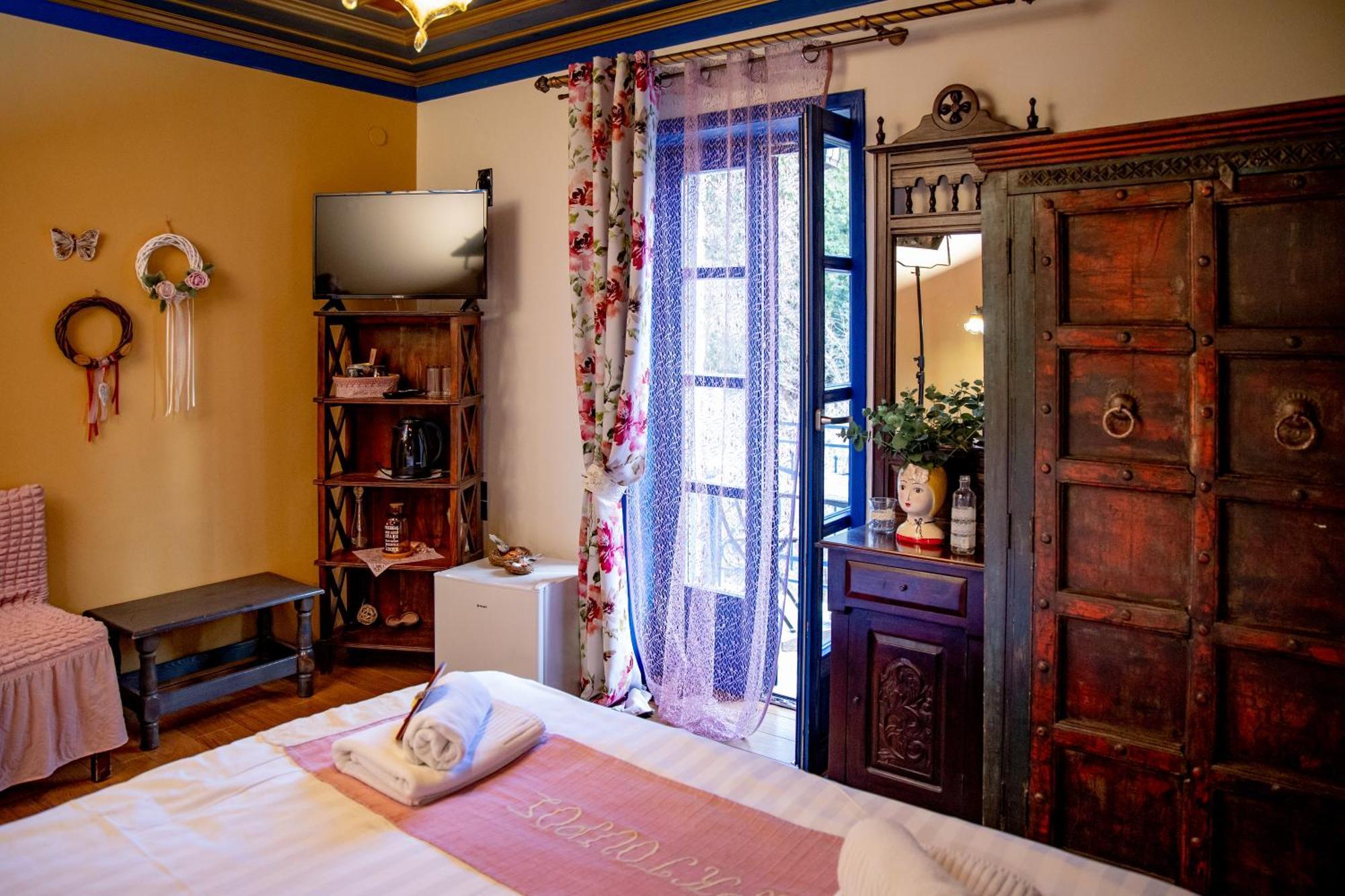 Arktouros Hotel Monodendri Esterno foto