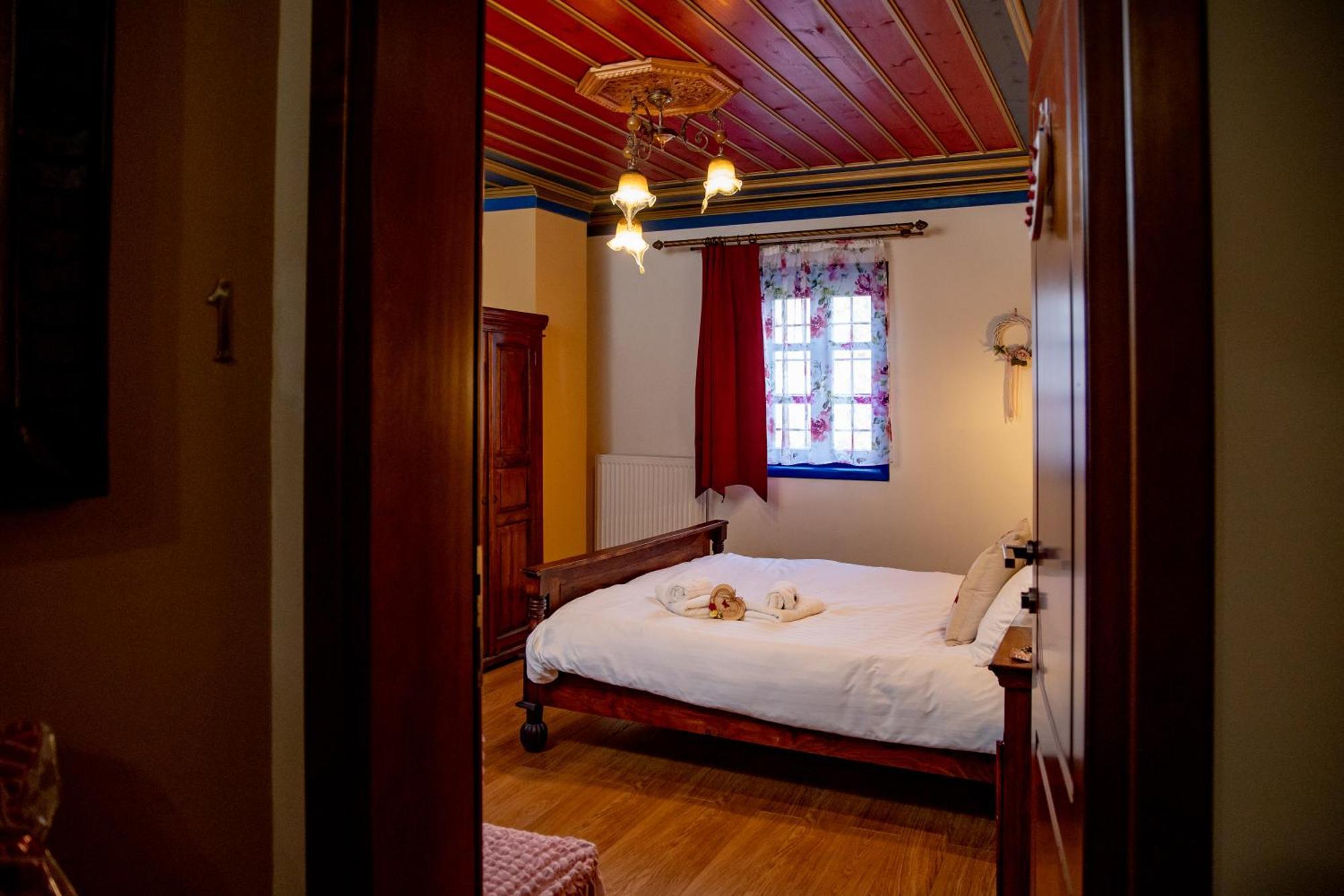Arktouros Hotel Monodendri Esterno foto