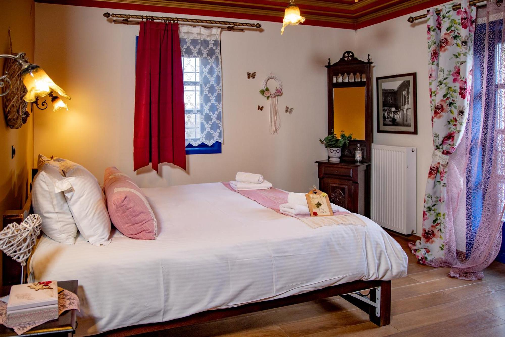 Arktouros Hotel Monodendri Esterno foto
