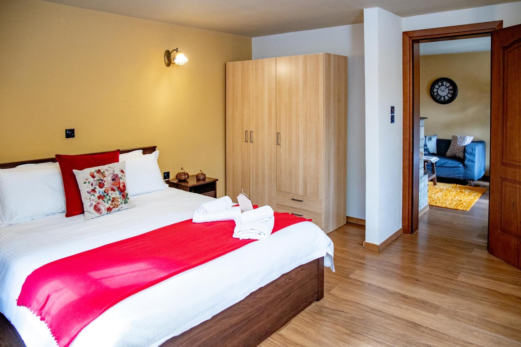 Arktouros Hotel Monodendri Esterno foto