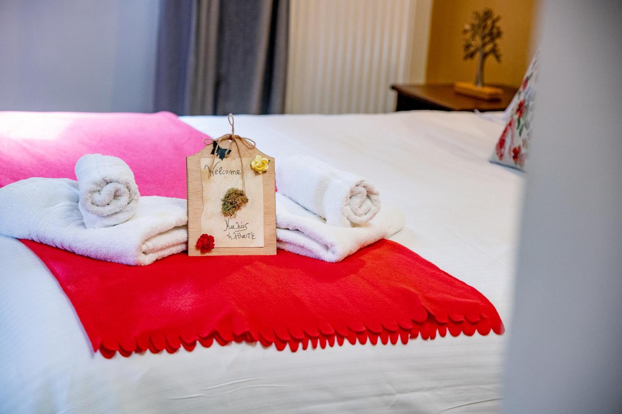 Arktouros Hotel Monodendri Esterno foto
