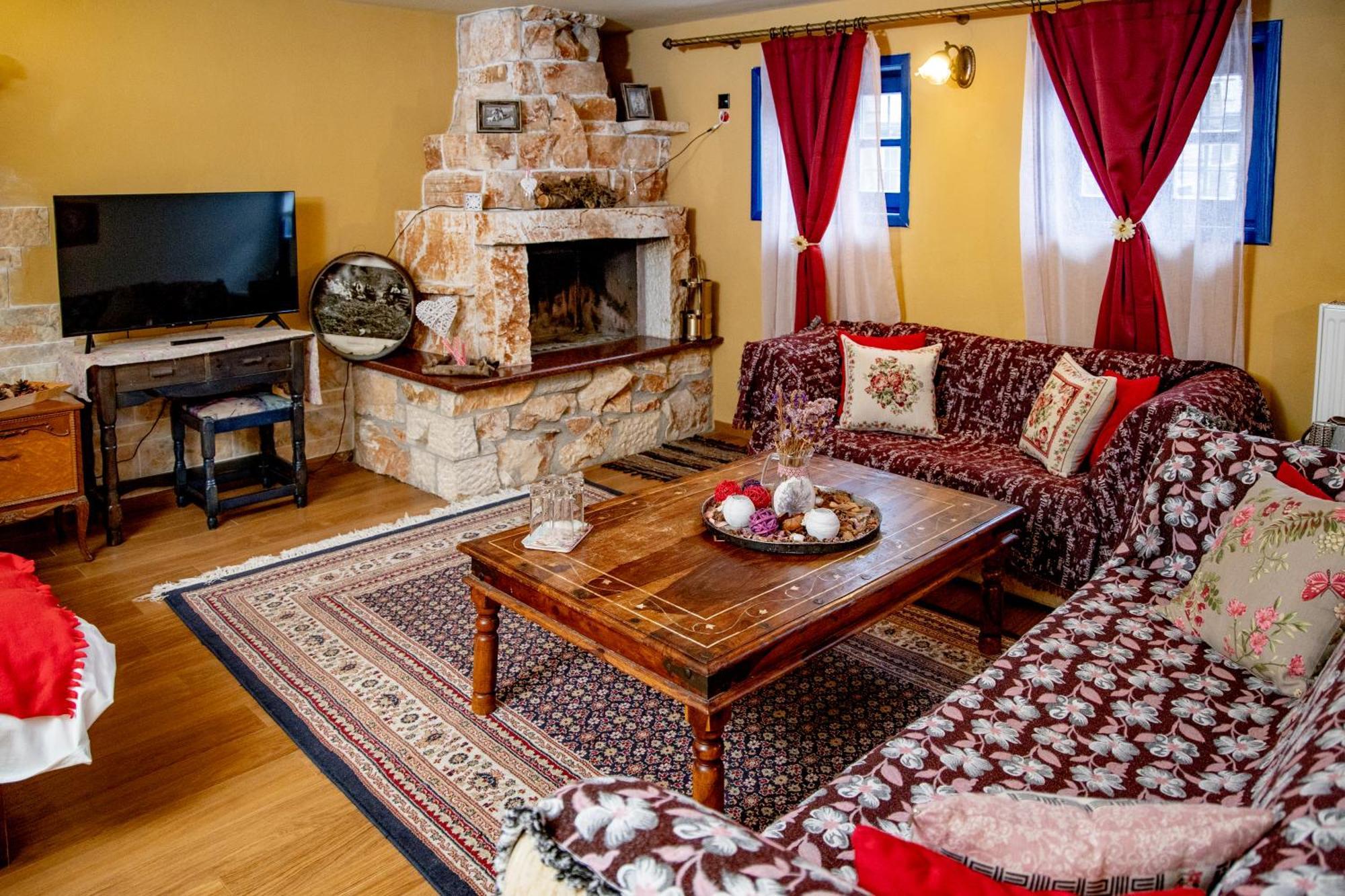 Arktouros Hotel Monodendri Esterno foto