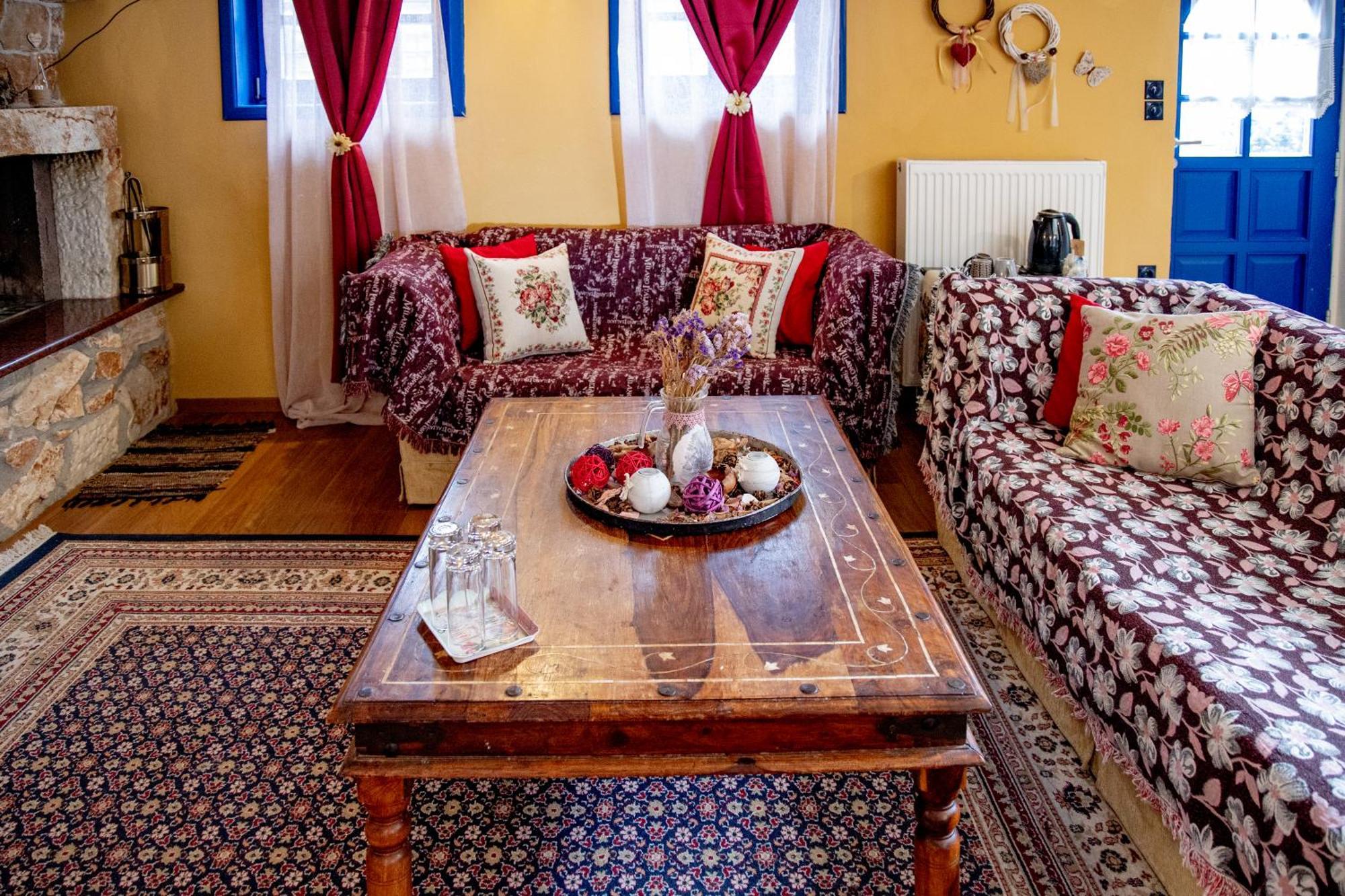 Arktouros Hotel Monodendri Esterno foto